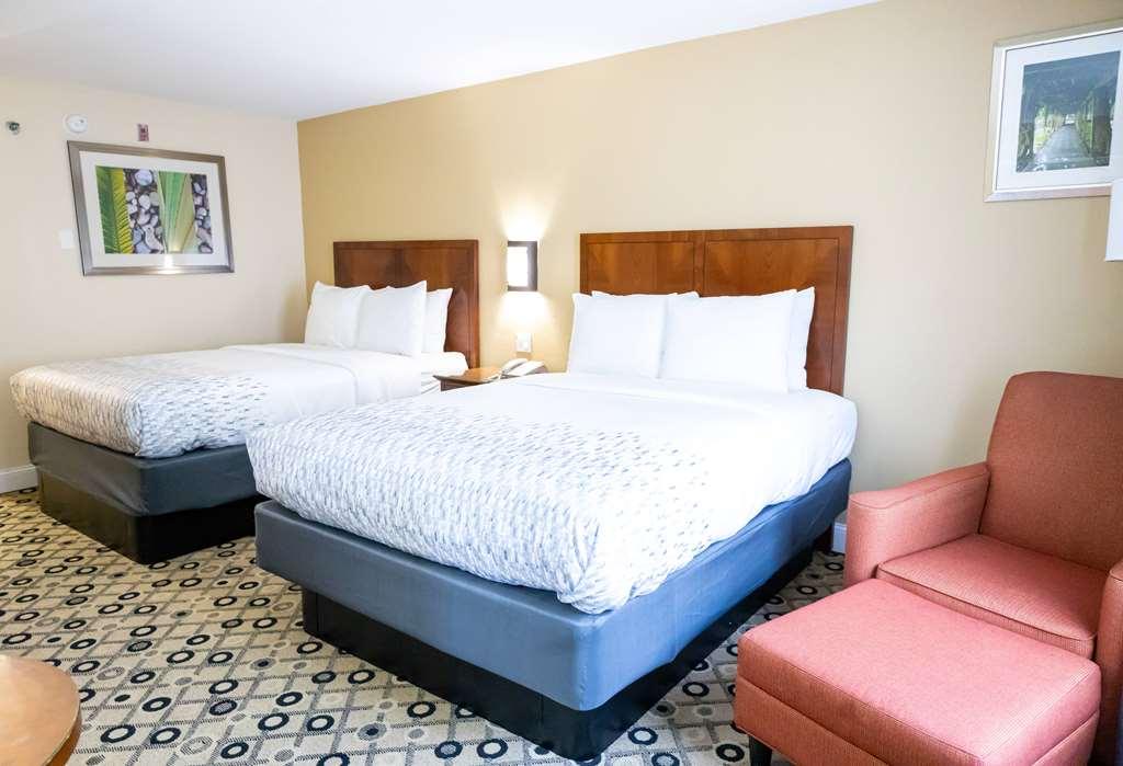 Hotel Baymont By Wyndham College Park Atlanta Airport South Habitación foto